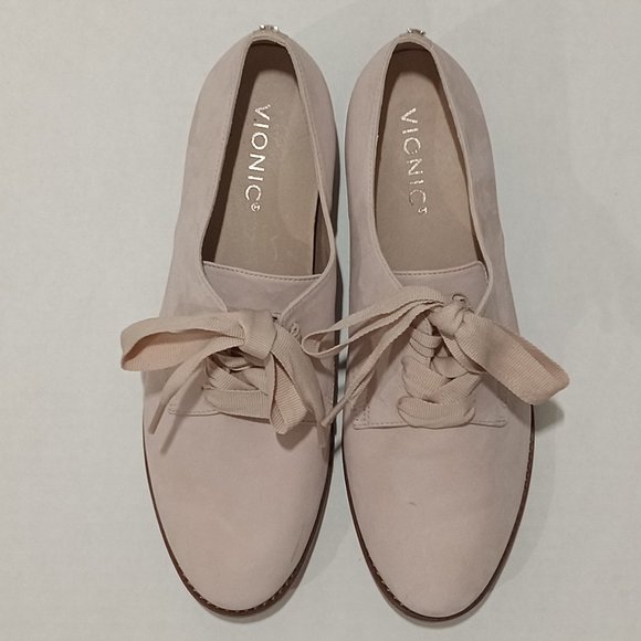 Vionic Shoes Vionic Oxfords Poshmark